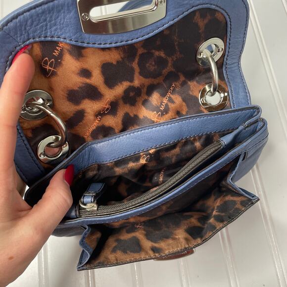 B. Makowsky Women’s Blue Leather Square Shape Zipper Shoulder Strap Purse - Picture 5 of 9